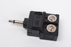 Adaptor for external FM antenna.  3.5mm plug to two screws (300 ohms)