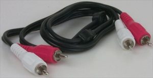 Audio cable - 2 RCA plugs to 2 RCA plugs  3 ft.