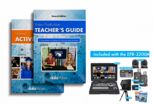 Datavideo - Deuxième édition du guide pédagogique sur la production vidéo, du cahier d'activités et de 8 vidéos tutorielles. Le guide pédagogique four